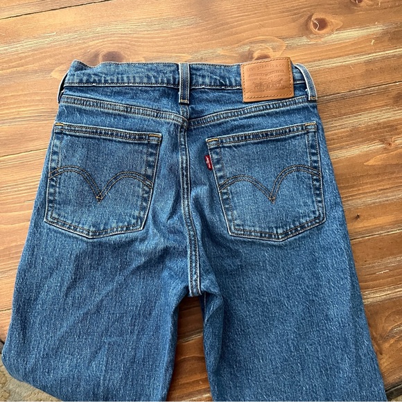 Levi’s wedgie straight button fly jeans. 25 - Picture 6 of 7